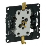 Legrand ������� ������� ������� 2�+3 16 A Legrand In'Matic 753027